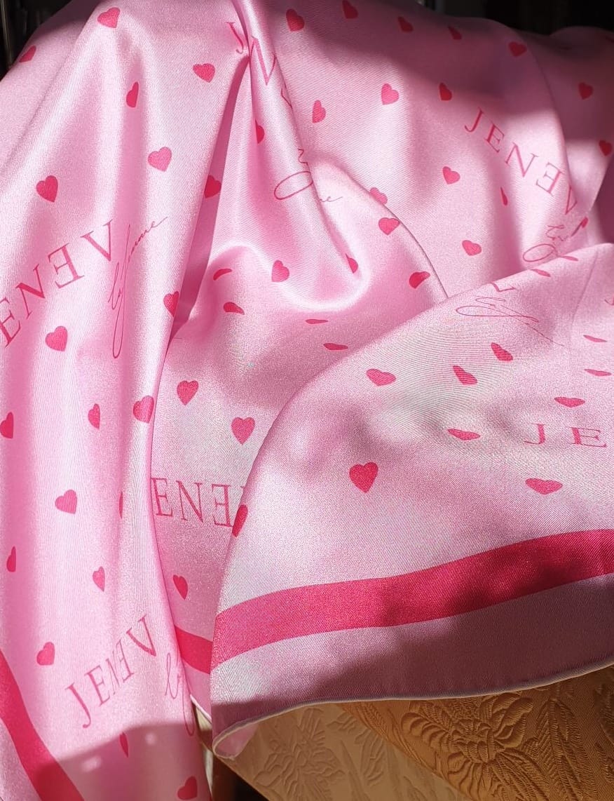 LOVE DRUNK <br> Pink Bonita